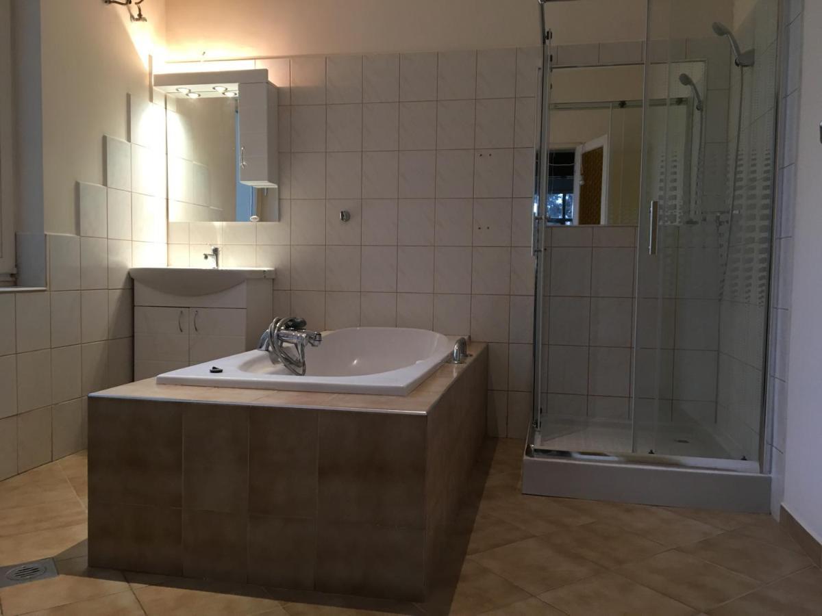 Regimodi Apartman Leilighet Siófok Eksteriør bilde